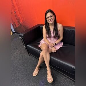 Meet your Posher, Victoria